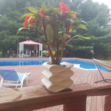 Load image into Gallery viewer, Concrete Plant Pot | Concrete Planter | Minimalist Planter | Medium Planter with Drainage | Succulent Planter | Indoor Planter | Flower Pot - Shaping Ideas