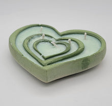 Load image into Gallery viewer, Valentine's Heart Candle - Shaping Ideas
