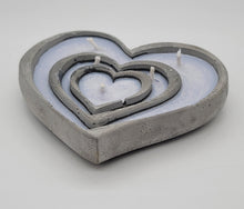 Load image into Gallery viewer, Valentine's Heart Candle - Shaping Ideas
