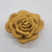 Load image into Gallery viewer, Set of 3 piece Cement Roses