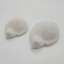 Load image into Gallery viewer, Set of 2 Cement sleeping cat, cement sleeping cat, 5 inch and 3 inch long, concrete cat statue