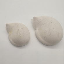 Load image into Gallery viewer, Set of 2 Cement sleeping cat, cement sleeping cat, 5 inch and 3 inch long, concrete cat statue