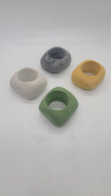 Load image into Gallery viewer, Modern concrete napkin rings set of 4, table decoration, geometric cement napkin holder, gift for home decor designers, housewarming gift